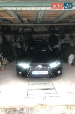 Седан Lexus IS 2006 в 