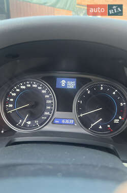 Седан Lexus IS 2010 в 
