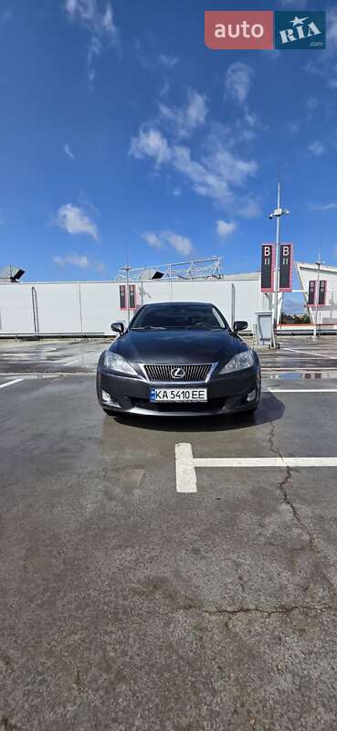 Седан Lexus IS 2010 в Киеве