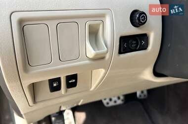Седан Lexus IS 2010 в 