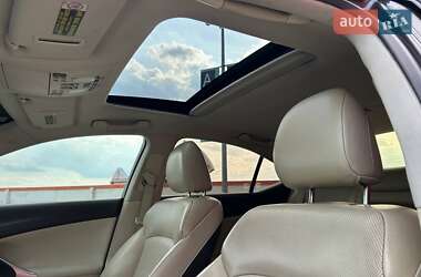 Седан Lexus IS 2010 в 