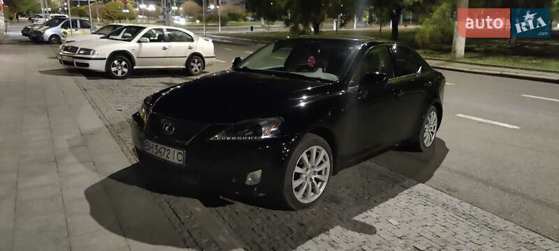 Седан Lexus IS 2007 в Николаеве