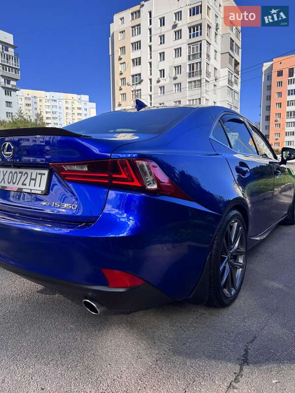 Седан Lexus IS 2016 в Харькове