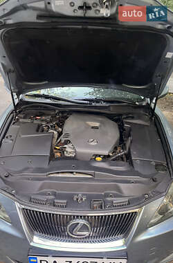 Седан Lexus IS 2006 в 