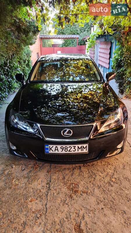 Седан Lexus IS 2008 в 