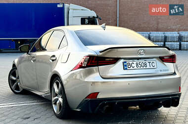 Седан Lexus IS 2014 в 