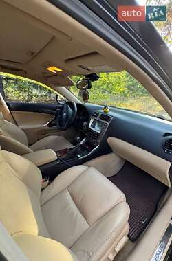 Седан Lexus IS 2007 в 
