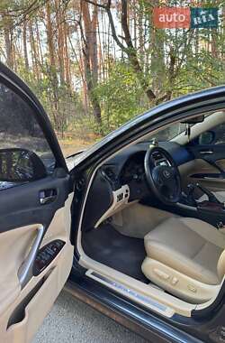 Седан Lexus IS 2007 в 