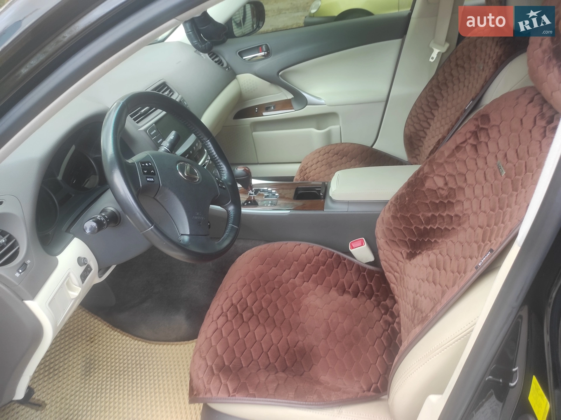 2010 Lexus IS - мініатюра 6