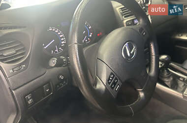Седан Lexus IS 2007 в 