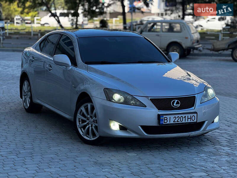 Седан Lexus IS 2006 в 