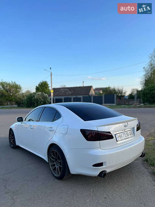 Lexus IS 2008