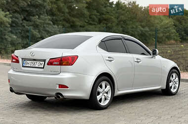 Седан Lexus IS 2007 в 