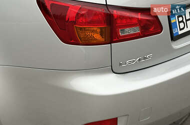 Седан Lexus IS 2007 в 