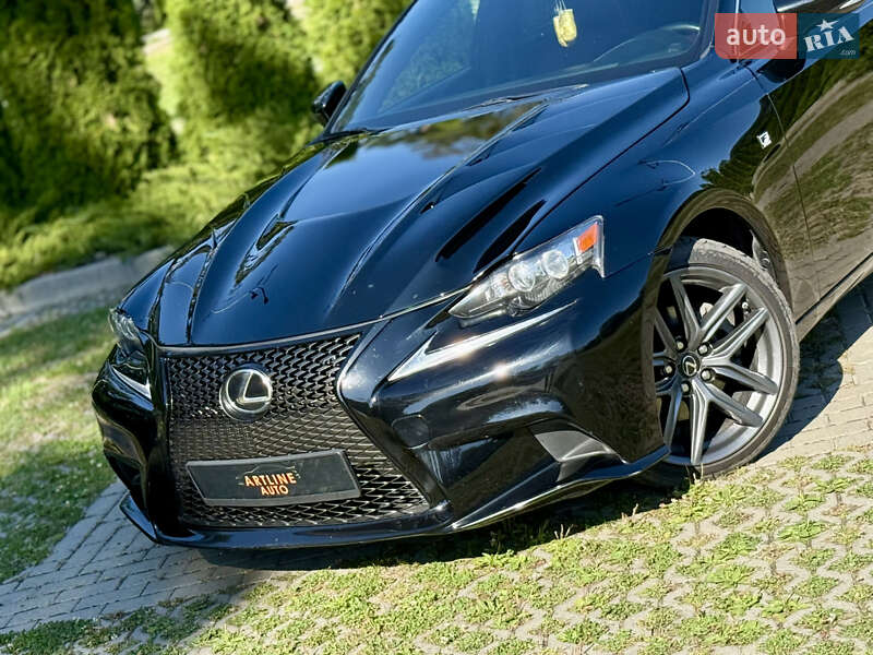 Седан Lexus IS 2014 в Харькове