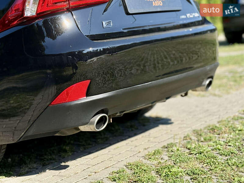 Седан Lexus IS 2014 в Харькове