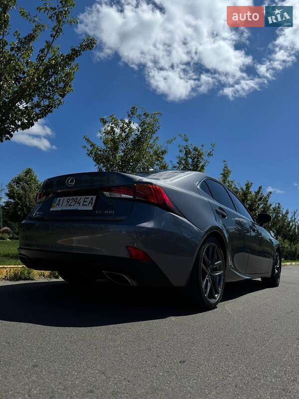 Седан Lexus IS 2018 в Ірпені фото 3 Седан Lexus IS 2018 в Ірпені