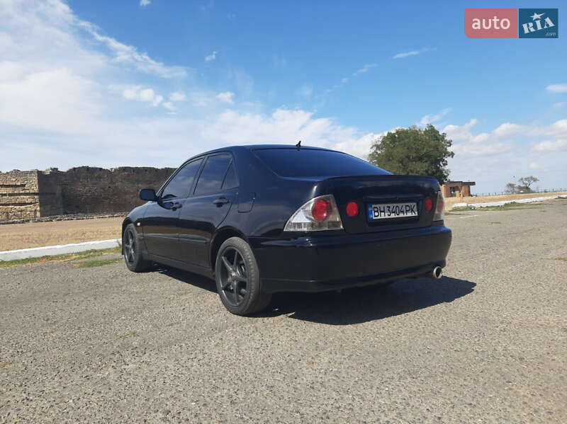 Седан Lexus IS 1999 в Белгороде-Днестровском