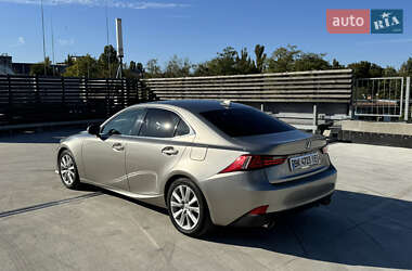 Седан Lexus IS 2014 в 