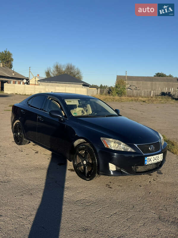 Lexus IS 2007