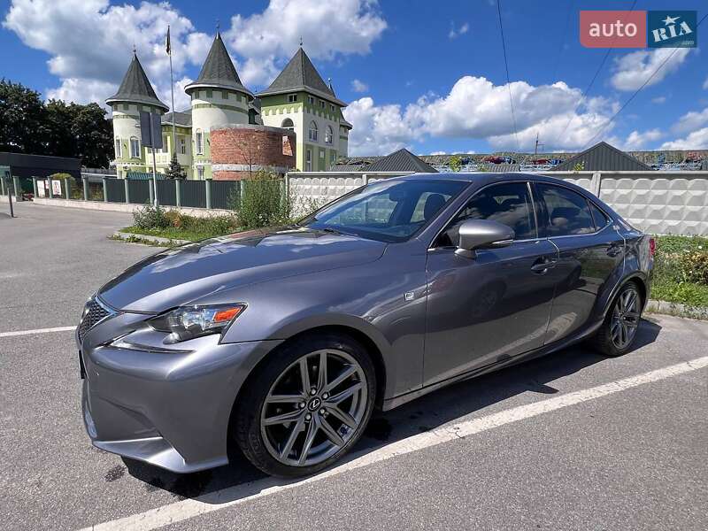 Седан Lexus IS 2015 в Вінниці фото 3 Седан Lexus IS 2015 в Вінниці