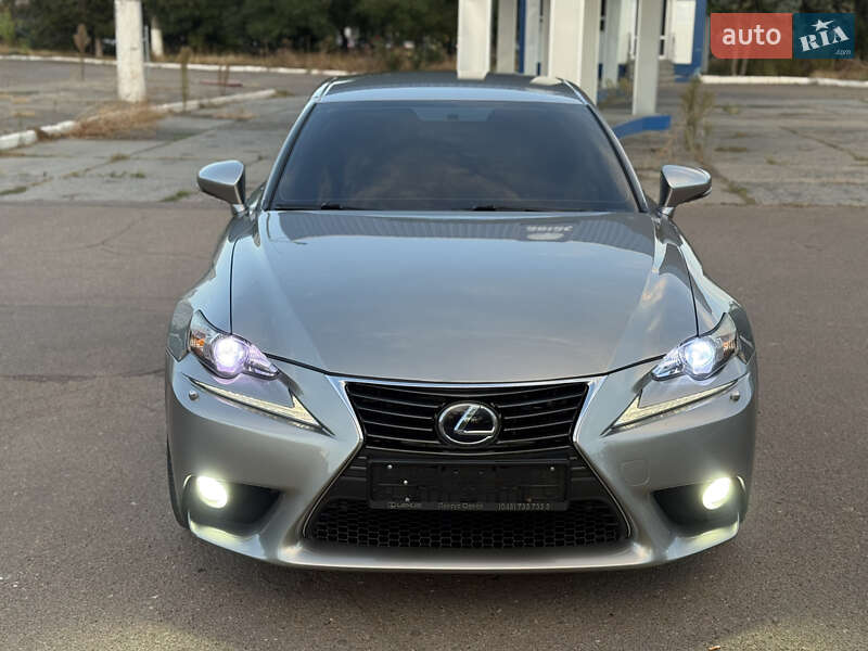 Седан Lexus IS 2013 в Одессе