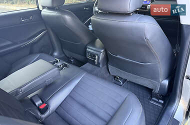 Седан Lexus IS 2013 в 