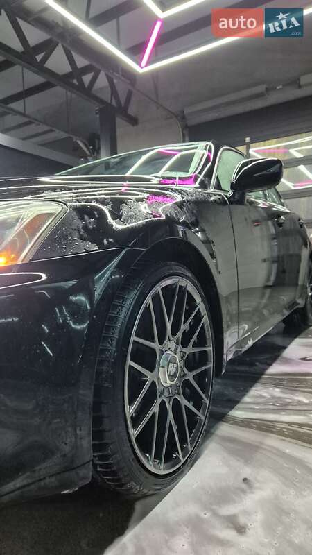 Седан Lexus IS 2007 в Черкасах