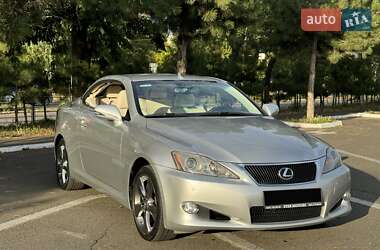 Кабриолет Lexus IS 2010 в 