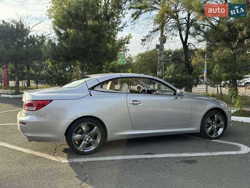 Кабриолет Lexus IS 2010 в Одессе