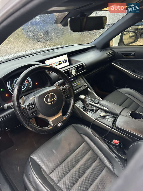 Седан Lexus IS 2018 в Житомире