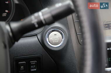 Седан Lexus IS 2010 в 