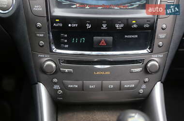 Седан Lexus IS 2010 в 