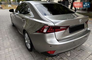 Седан Lexus IS 2013 в 