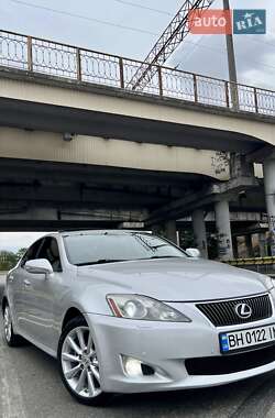 Седан Lexus IS 2010 в 