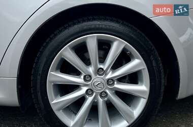 Седан Lexus IS 2010 в 