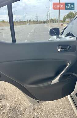 Седан Lexus IS 2010 в 