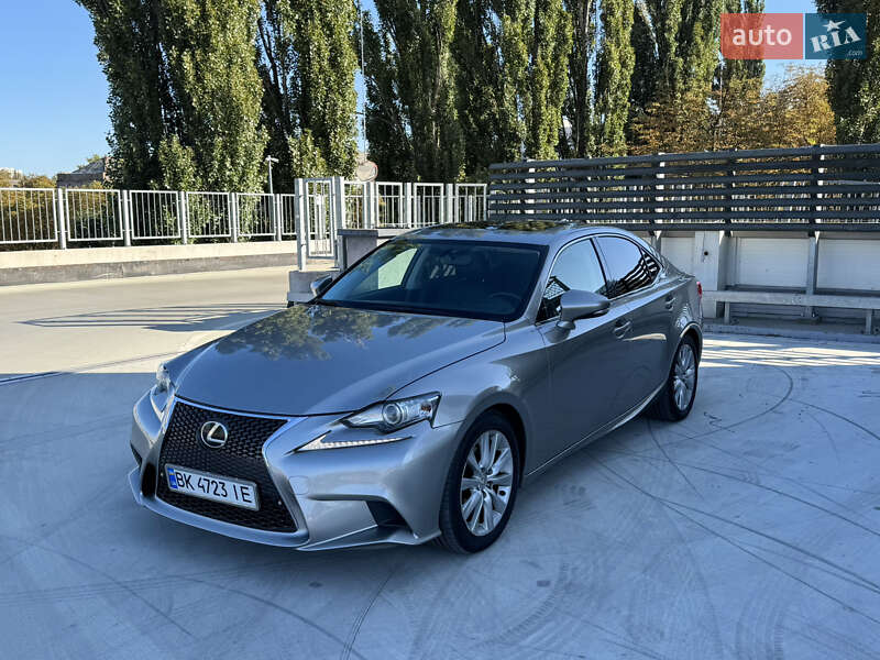 Седан Lexus IS 2014 в Киеве