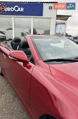 Кабриолет Lexus IS 2011 в 