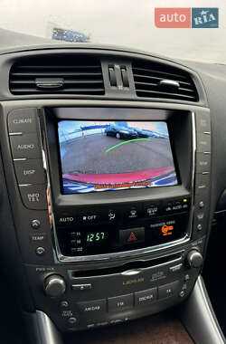 Кабриолет Lexus IS 2011 в 