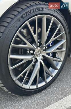 Седан Lexus IS 2015 в 