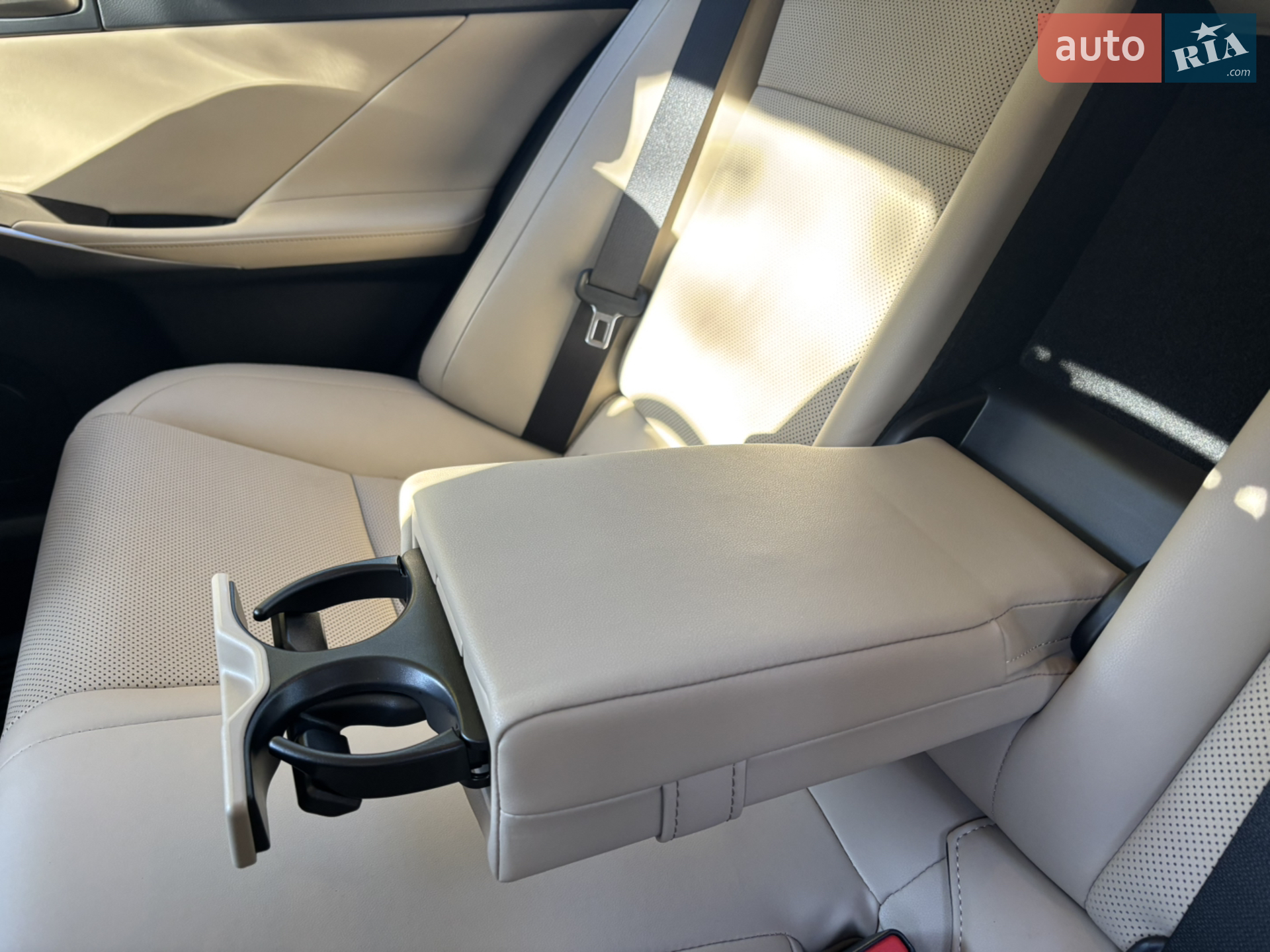 2018 Lexus IS - мініатюра 30
