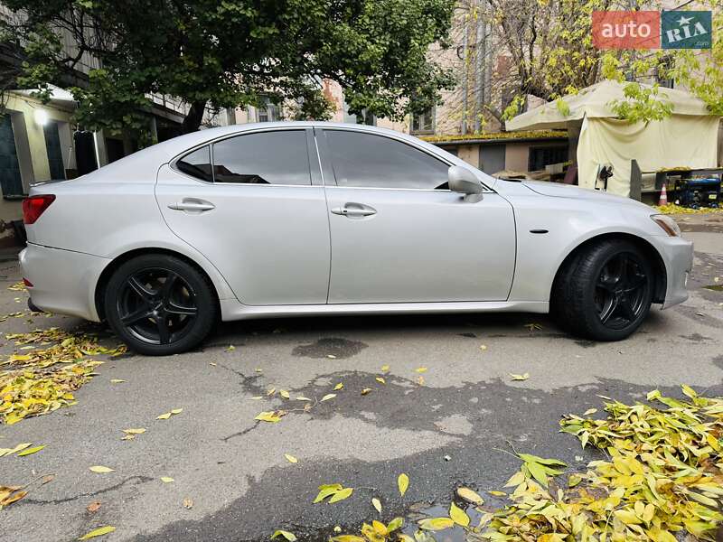 Седан Lexus IS 2007 в Киеве фото 6 Седан Lexus IS 2007 в Киеве