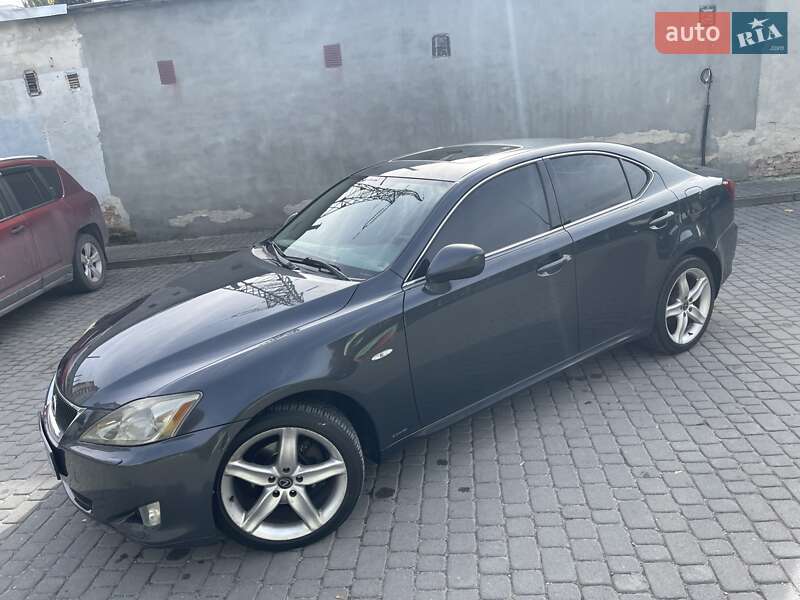 Седан Lexus IS 2006 в Тернополе