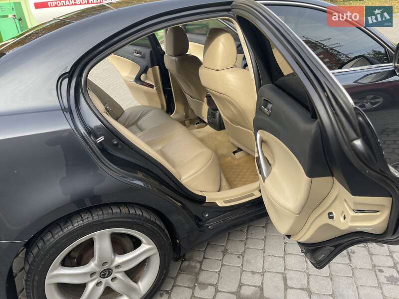 Седан Lexus IS 2006 в Тернополе