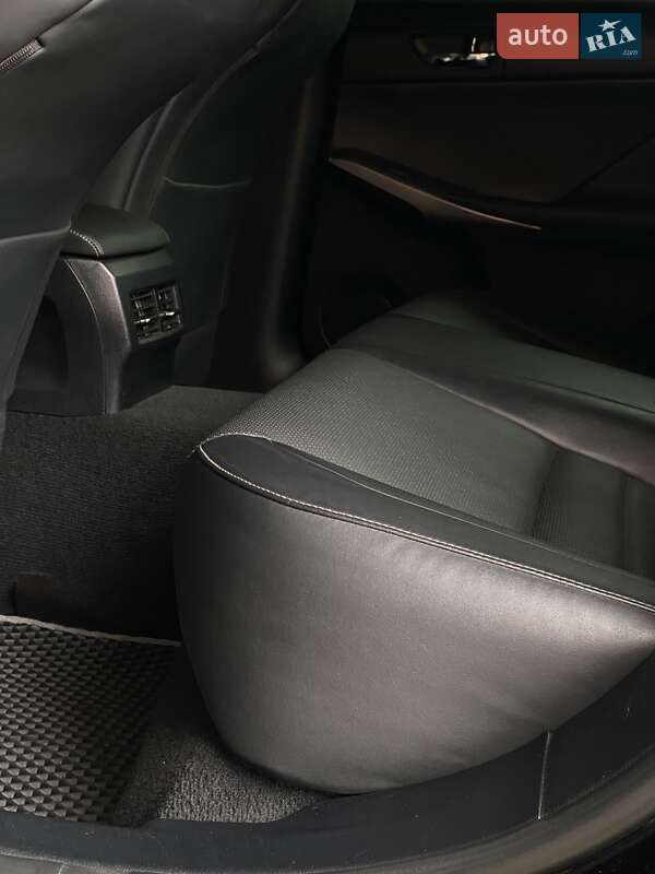Седан Lexus IS 2015 в Богодухіву фото 18 Седан Lexus IS 2015 в Богодухіву