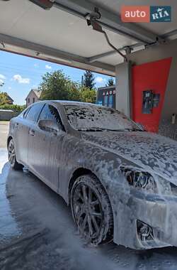 Седан Lexus IS 2011 в 
