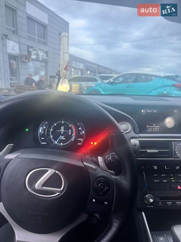 Седан Lexus IS 2016 в Запоріжжі фото 11 Седан Lexus IS 2016 в Запоріжжі