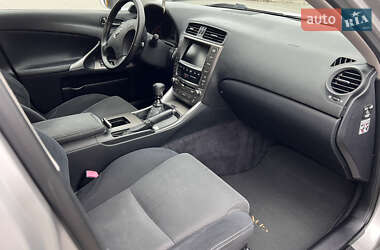 Седан Lexus IS 2009 в 
