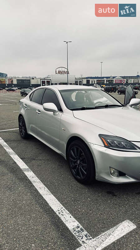 Lexus IS 2006